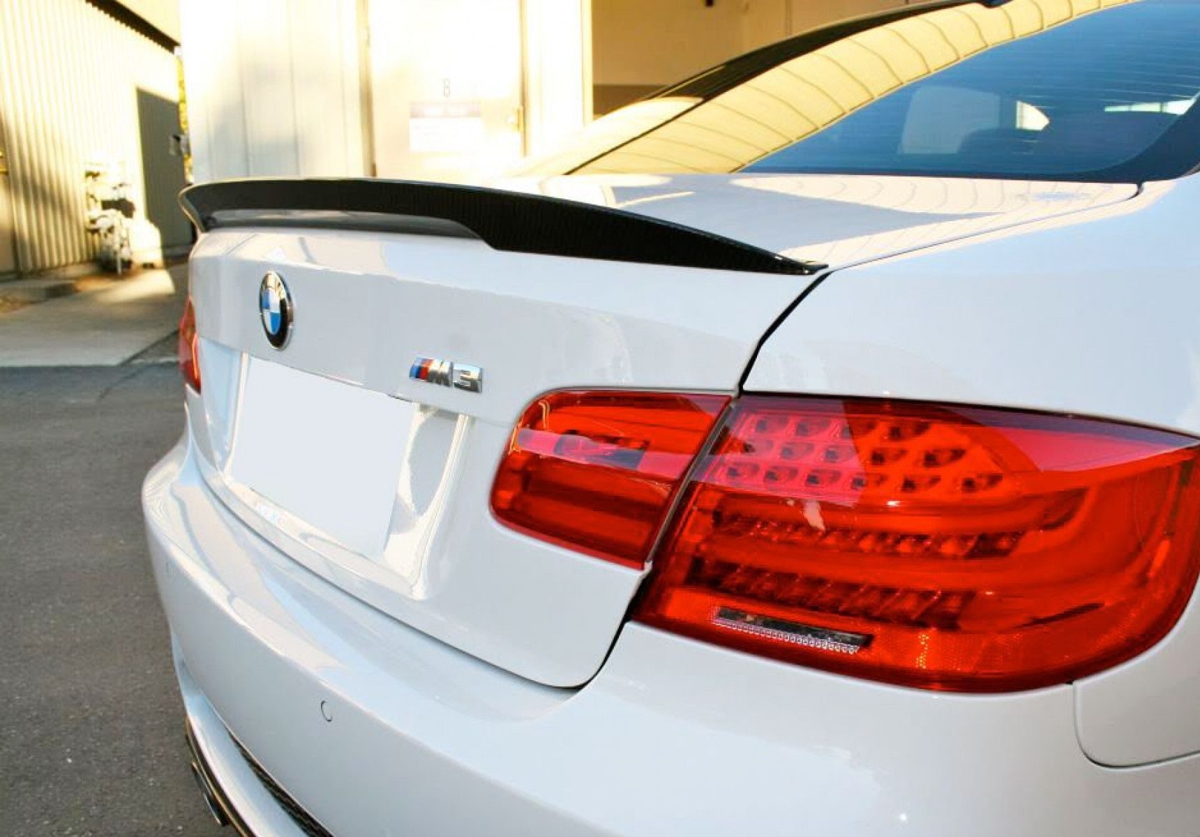 BMW 3 Series E93 Carbon Heckspoiler P-Style – Bild 2